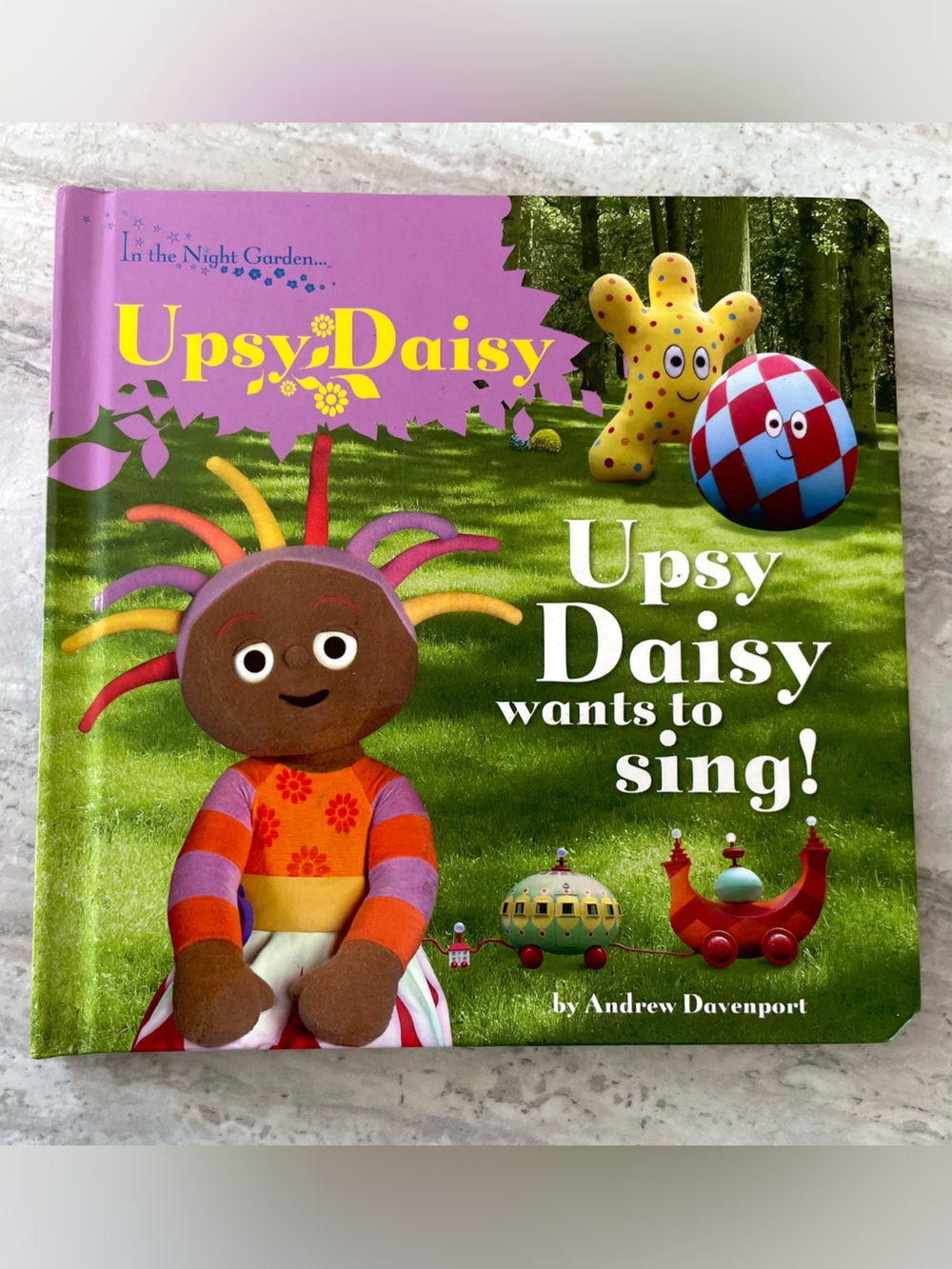 10/$30💥Board Book Upsy Daisy Wants to Sing! Andrew Davenport Night Garden, BIPOC